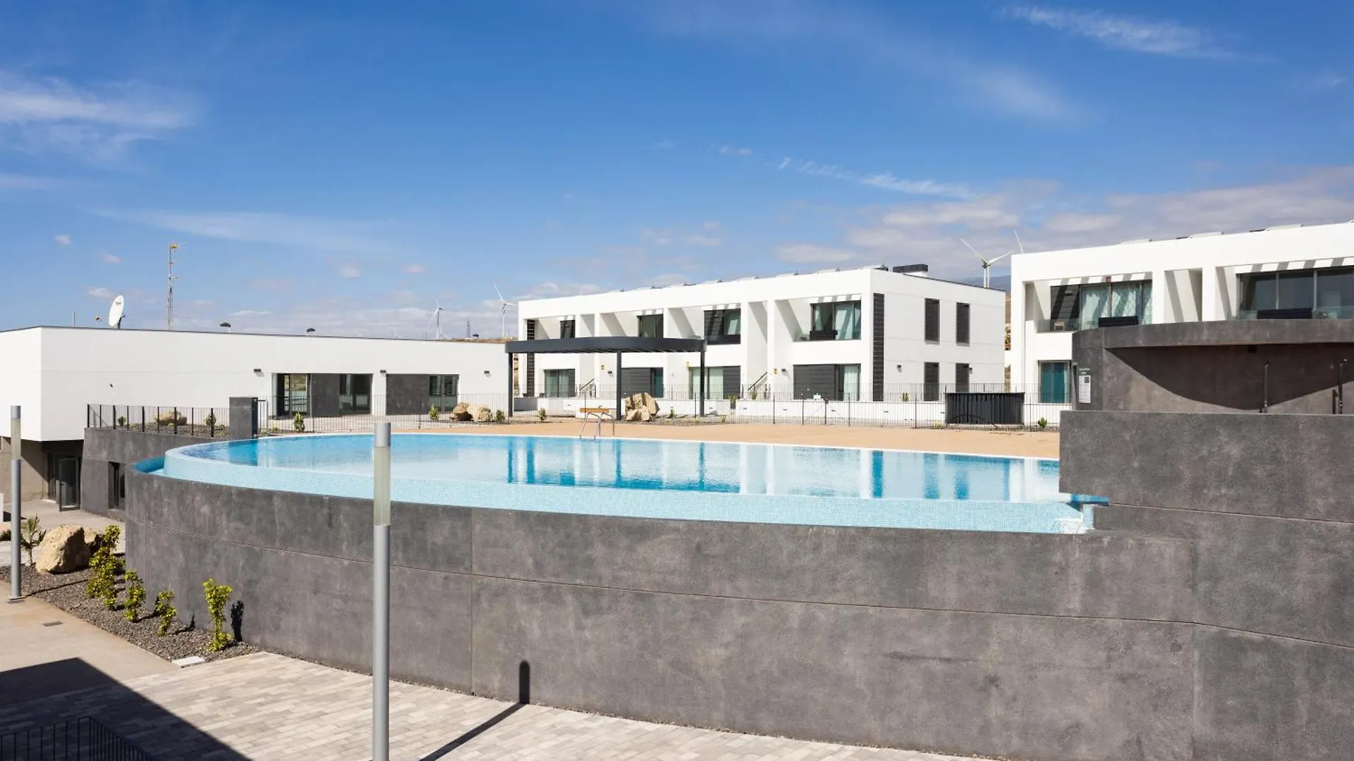 Maruxia Beach And Pool Apartemnt Abades Apartman